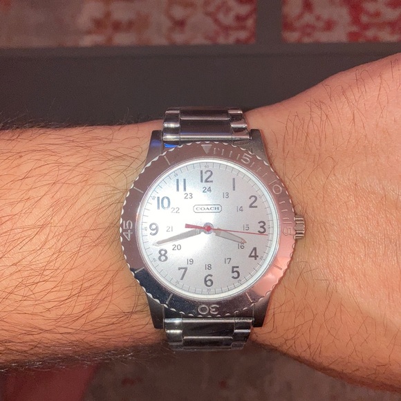 Coach watch, barley used. - Picture 1 of 5